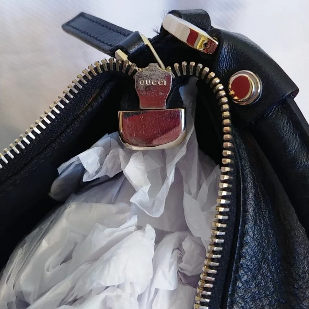 Gucci Large Abbey D-Ring Hobo in Black Leather EUC - Picture 3 of 16